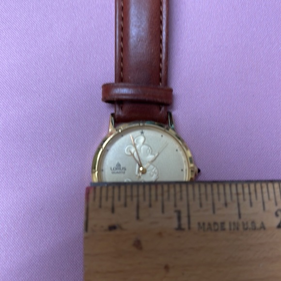LORUS Quartz Mickey Mouse watch - Picture 5 of 5